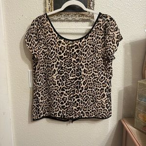 Heartsoul leopard chiffon bow shirt